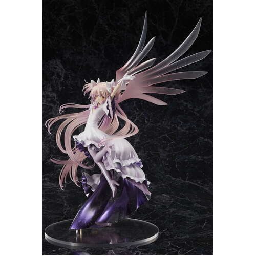 Ultimate Madoka 1/8 Scale Figure