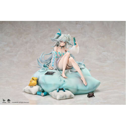 -PRE ORDER- Florence Marvelous Yam Pastry 1/7 Scale Figure