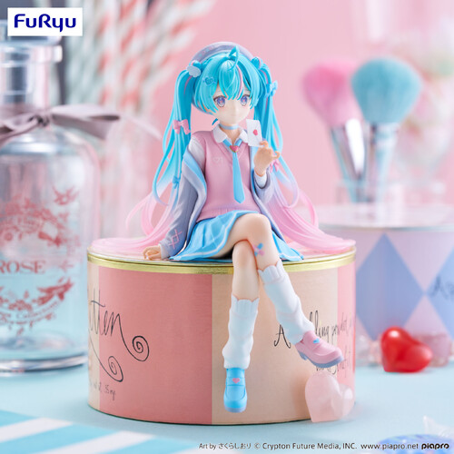 -PRE ORDER- Hatsune Miku Noodle Stopper Figure Love Blazer