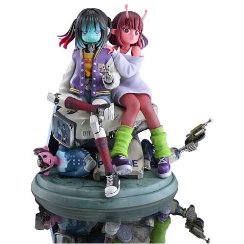 -PRE ORDER- Chiharu & Makina Figure