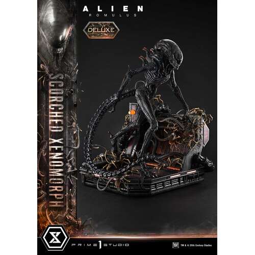 -PRE ORDER- Museum Masterline XL Scorched Xenomorph DX Edition