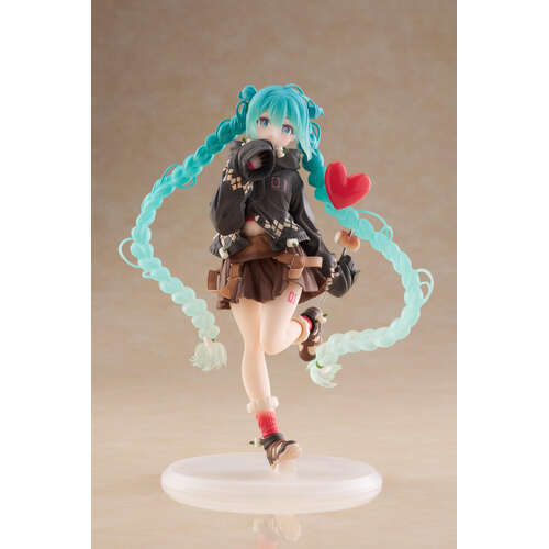 -PRE ORDER- Hatsune Miku Fashion Figure Outdoor
