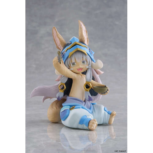 -PRE ORDER- Desktop Cute Figure Nanachi Mealtime Ver.